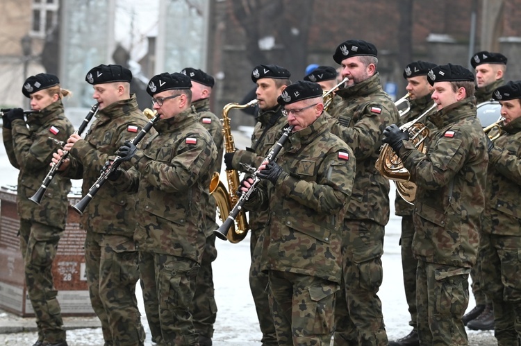 Przysięga nowych żołnierzy 16 Dolnośląskiej Brygady Obrony Terytorialnej