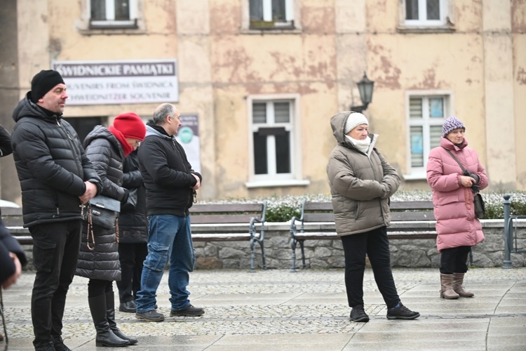 Rodzinny Różaniec w Świdnicy - grudzień