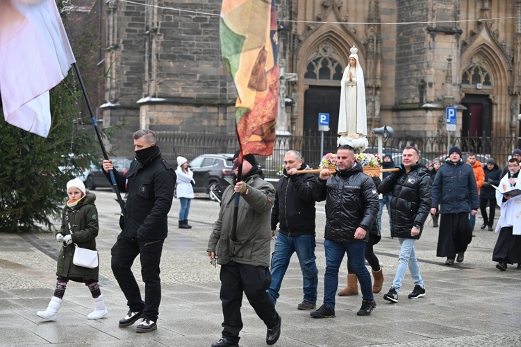 Rodzinny Różaniec w Świdnicy - grudzień