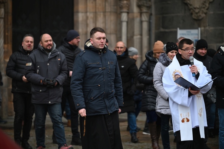 Rodzinny Różaniec w Świdnicy - grudzień