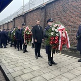 Odsłonięcie tablicy w 80. rocznicę śmierci ks. Jana Machy