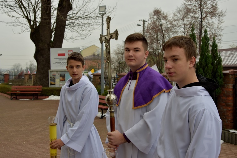 Poświęcenie obrazu Maryi i zawierzenie parafian w Makowie