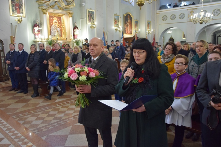 Poświęcenie obrazu Maryi i zawierzenie parafian w Makowie