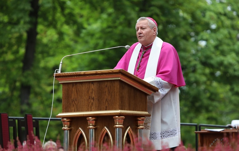 Bp Wodarczyk na Barbórce: Górniczy stan to przykład pracowitości i pobożności