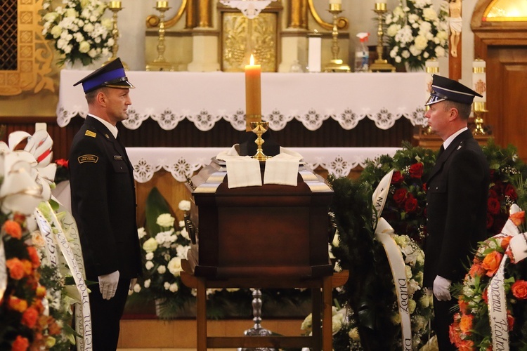 Ostatnie pożegnanie śp. ks. Piotra Suski