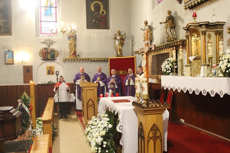 Ostatnie pożegnanie śp. ks. Piotra Suski