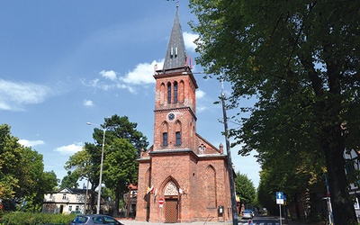 ▲	Budowla jest przykładem neogotyckiej architektury sakralnej.