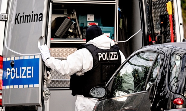 Aresztowania w Niemczech. Ekstremiści planowali zamach stanu