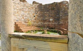 Ruiny kościoła NMP w Efezie. To tu obradował sobór, na którym w 431 roku ogłoszono Maryję Matką Boga.