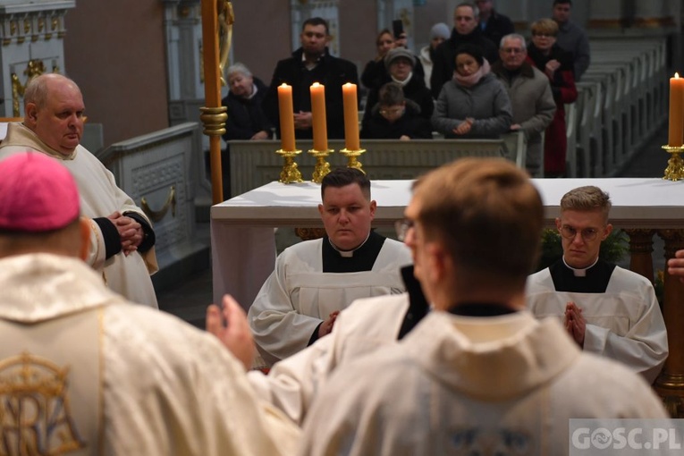 ​Kandydatura i akolitat w Paradyżu