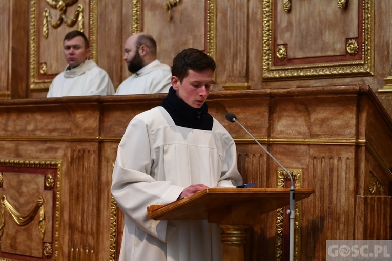 ​Kandydatura i akolitat w Paradyżu