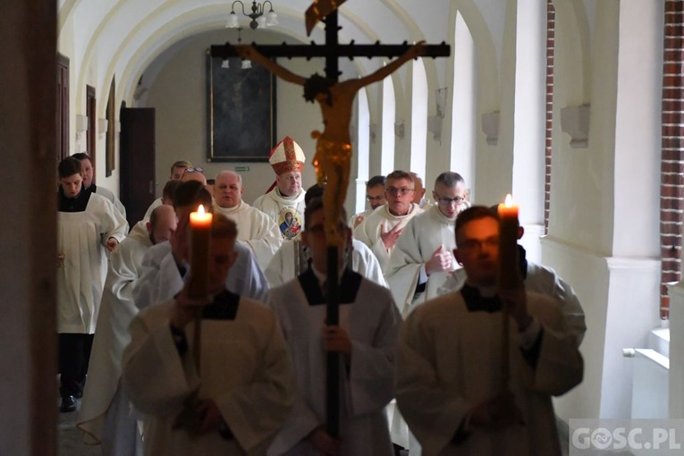 ​Kandydatura i akolitat w Paradyżu