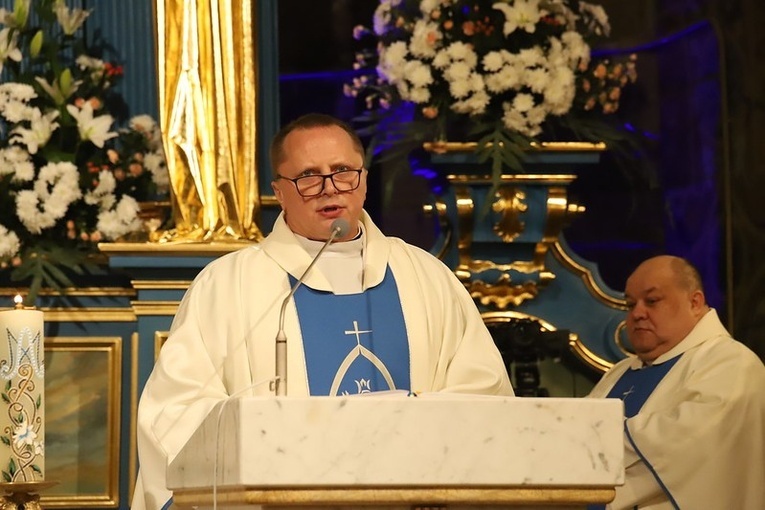 Koronacja wizerunku Matki Bożej w Spytkowicach koło Chabówki