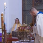 Poświęcenie medalików w kilku parafiach diecezji