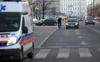 KGP: od początku roku na polskich drogach zginęło prawie 1,6 tys. osób