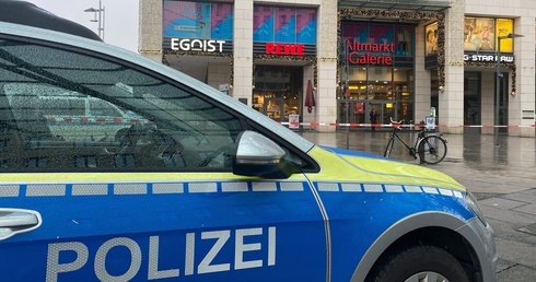 Policja w Dreźnie aresztowała przestępcę, który zabił matkę i wziął zakładników (aktualizacja)