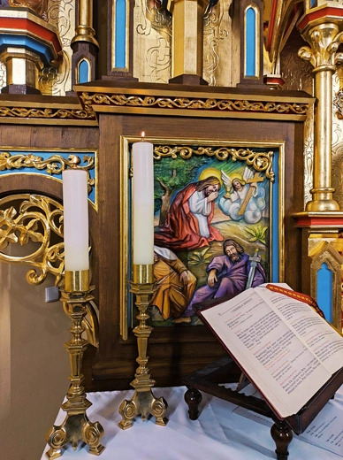 Przebieg prac odbudowy ołtarza w kościele św. Barbary