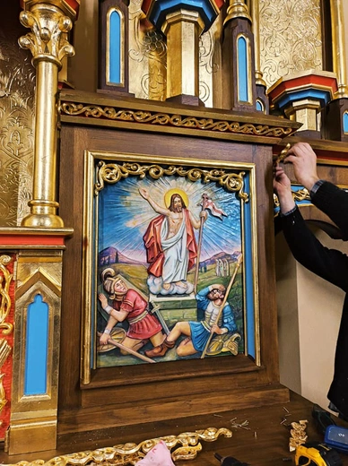 Przebieg prac odbudowy ołtarza w kościele św. Barbary