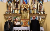 W niedzielę radości parafia św. Barbary w Wałbrzychu cieszy się już nowym ołtarzem.