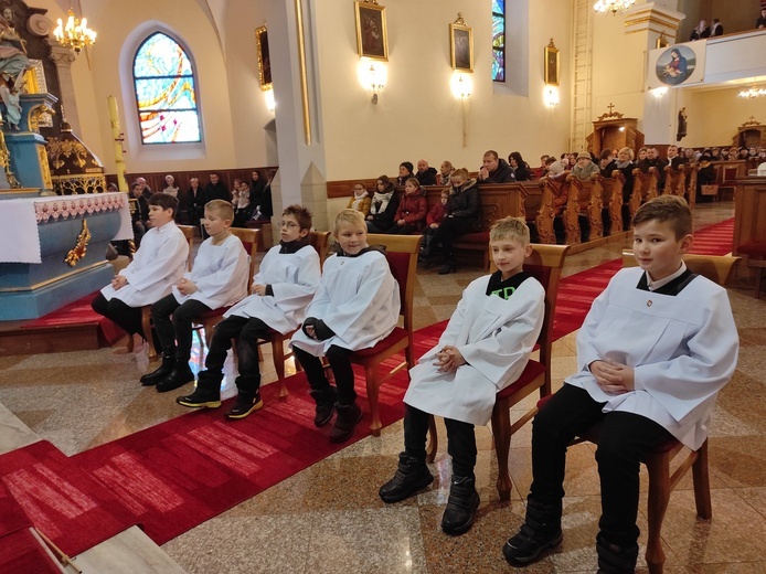 Nowi ministranci w Trzcianie