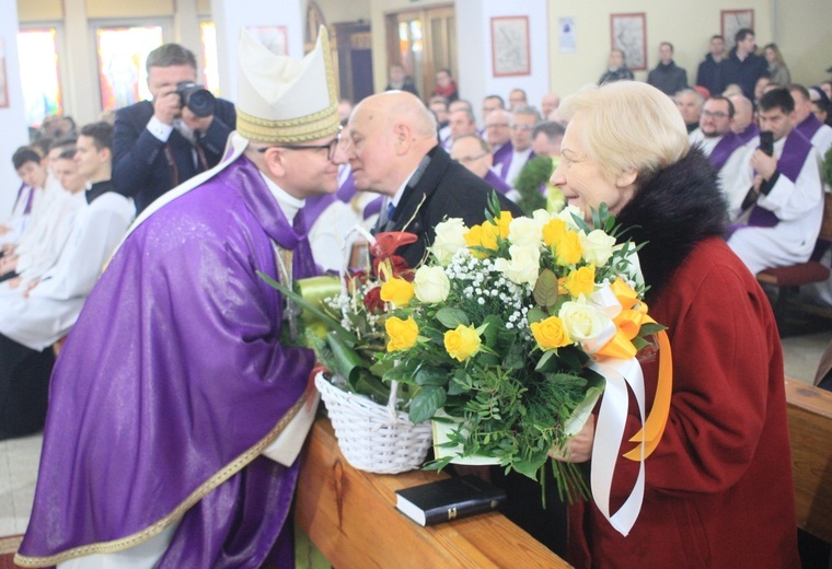 Prymicje biskupie w Żywocicach