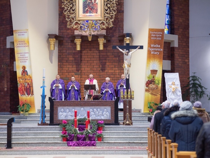 Świdnica. Uczcili 85. urodziny infułata