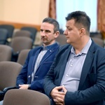 Świdnica. Konferencja "Fake newsem w katolika"