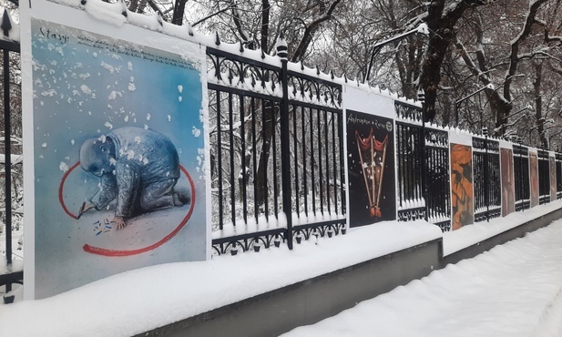 Wystawa prac wybitnego plakacisty w "Galerii na płocie"