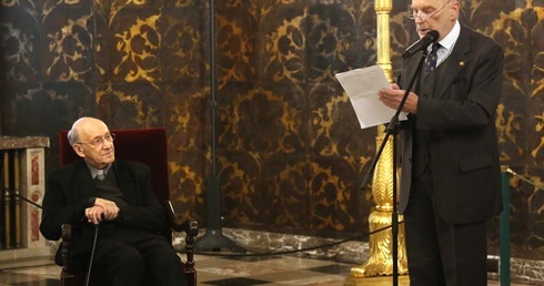 Ks. prof. Michał Heller uhonorowany Nagrodą im. Jerzmanowskich