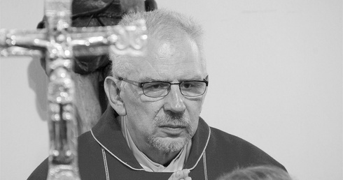 Ojciec, wdowiec, kapłan. Ks. Antoni Kieniewicz nie żyje