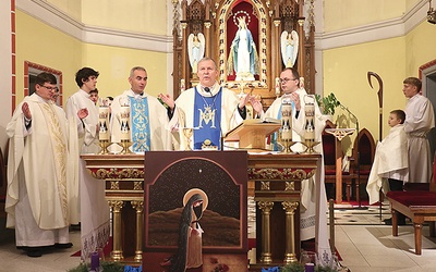 Mszy św. przewodniczył bp Piotr Turzyński.