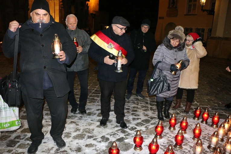 41. rocznica wprowadzenia stanu wojennego - modlitwa w katedrze
