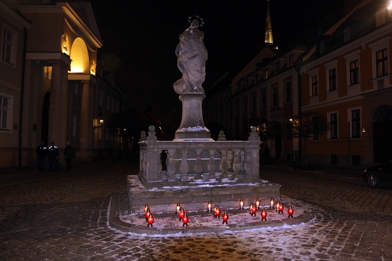 41. rocznica wprowadzenia stanu wojennego - modlitwa w katedrze