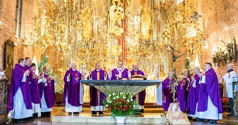 Gdańska Eucharystia w intencji ofiar działań komunistycznych