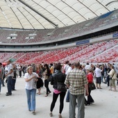 PGE Narodowy w piątek wznawia działalność