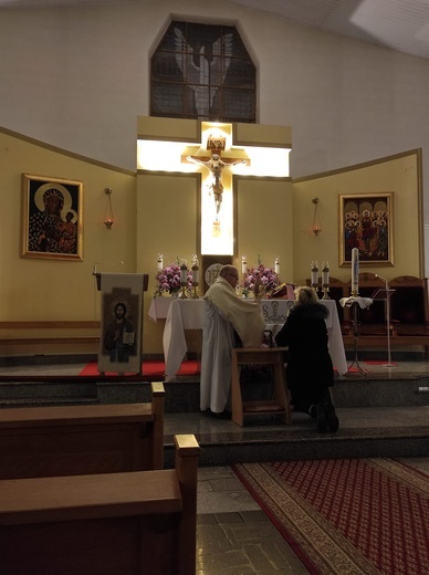 Adoracja Najświętszego Sakramentu dla małżonków