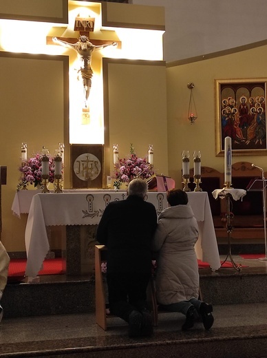 Adoracja Najświętszego Sakramentu dla małżonków