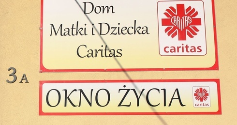 Niemowlę w oknie życia Caritas w Bielsku-Białej