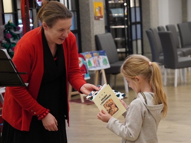 Boże Narodzenie w Stacji Dialog na Dworcu Głównym we Wrocławiu