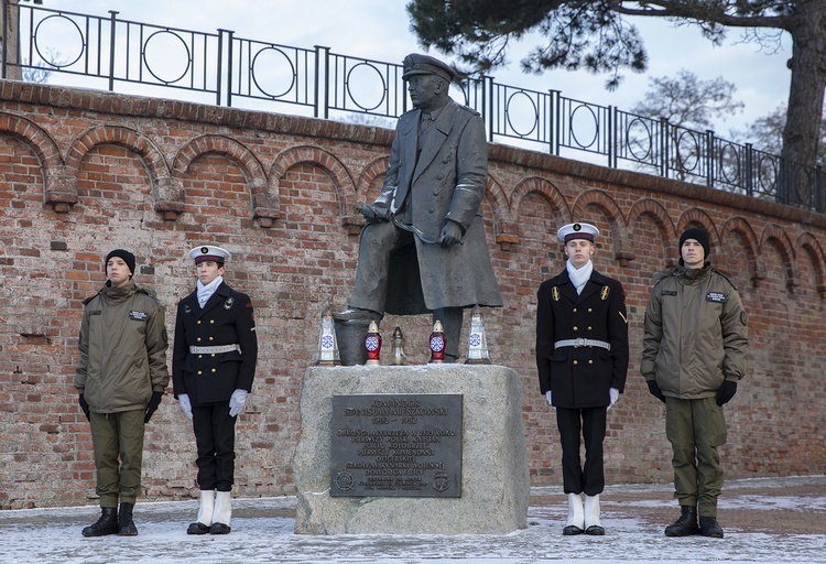 Uroczystości w kołobrzeskim porcie