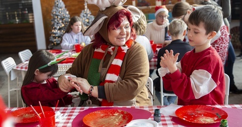 Warsztaty zdobienia bombek