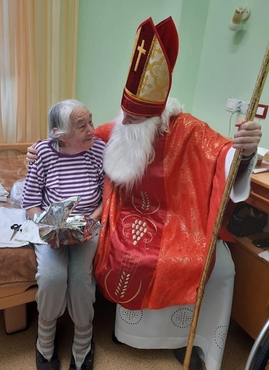 Dzierżoniów. Świąteczny nastrój w ZOL-u sióstr elżbietanek