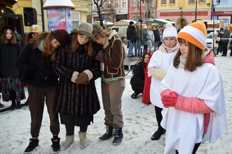 Świdnica. Jasełka w Rynku przygotowane przez MDK