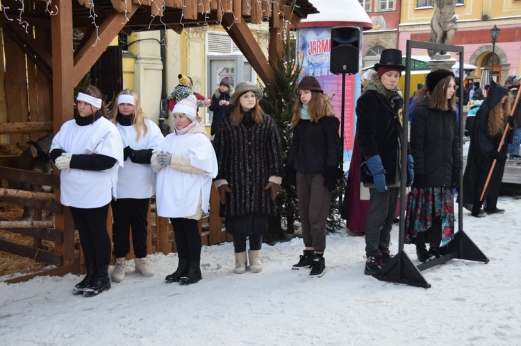 Świdnica. Jasełka w Rynku przygotowane przez MDK