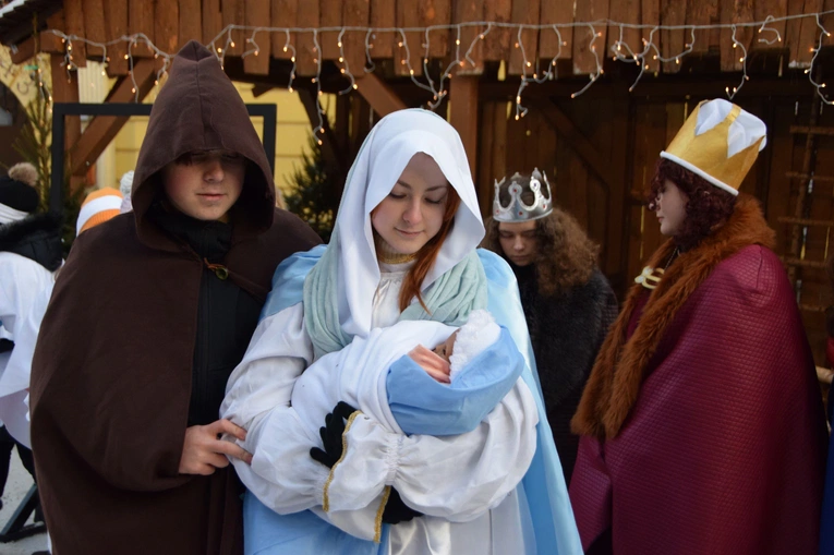 Świdnica. Jasełka w Rynku przygotowane przez MDK