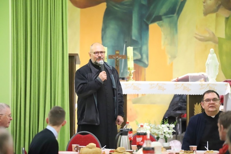 Wigilia Caritas dla osób samotnych i bezdomnych w Gorzowie Wlkp.
