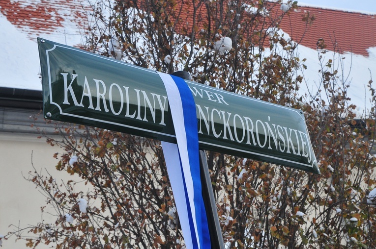 Kraków. Skwer Karoliny Lanckorońskiej