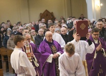 Ławeczka Marianny Popiełuszko