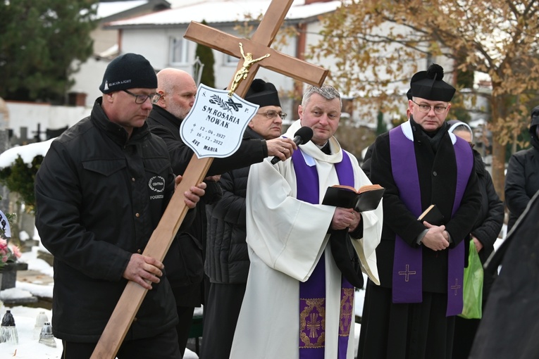 Dzierżoniów. Pogrzeb s. Rosarii Nowak