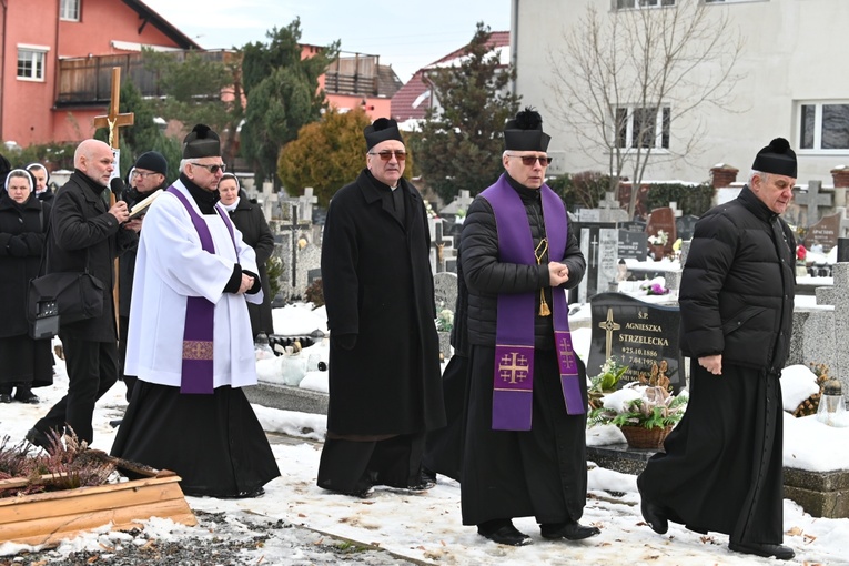 Dzierżoniów. Pogrzeb s. Rosarii Nowak